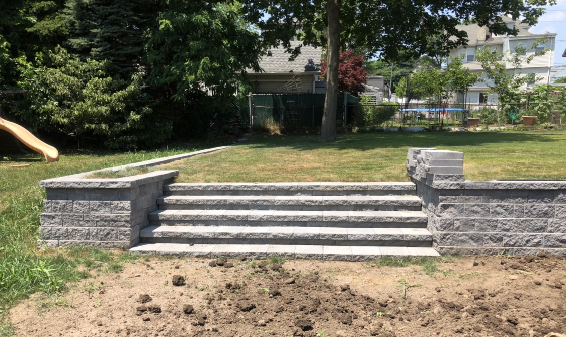 Steps and Retaining Wall Steps and Retaining Wall